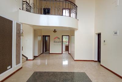 4 Bed Apartment with En Suite in Kilimani