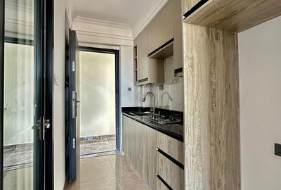 1 Bed Apartment with En Suite in Kilimani - 3