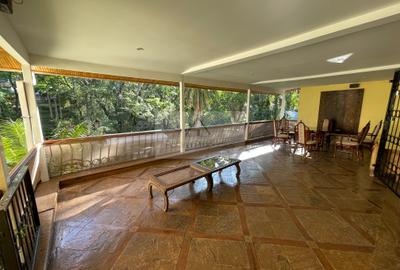 5 Bed Villa with Swimming Pool in Muthaiga