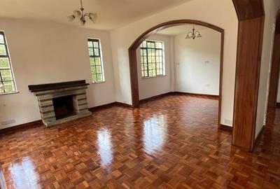4 Bed Townhouse with En Suite in Loresho - 4