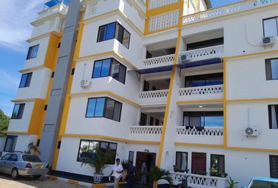 2 Bed Apartment with En Suite at Diani Beach Road