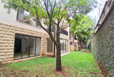 5 Bed Townhouse with En Suite in Lavington - 3