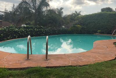 4 Bed House with En Suite in Karen - 2