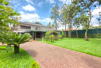 4 Bed House with En Suite at Old Runda. - 2