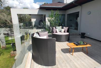 5 Bed Villa with En Suite in Karen