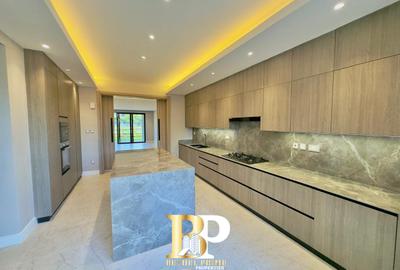 Serviced 3 Bed Apartment with En Suite in Runda