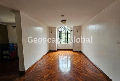 4 Bed House with En Suite in Runda - 3