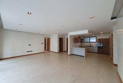 3 Bed Apartment with En Suite at Spring Valley - 3