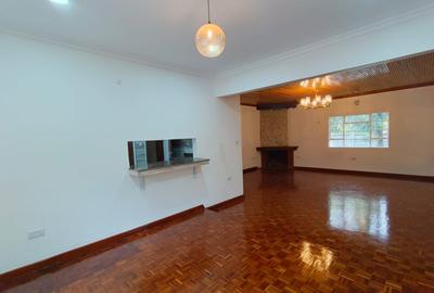 4 Bed House with En Suite in Kitisuru - 3