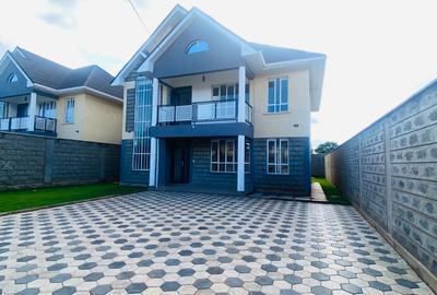 3 Bed Townhouse with En Suite at Eastern Bypass