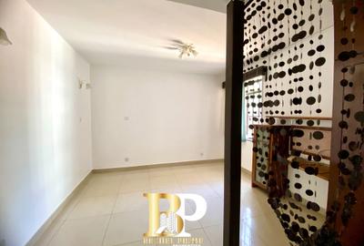 3 Bed Apartment with En Suite in Westlands Area - 3