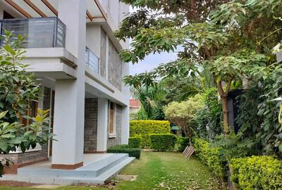 4 Bed House with En Suite in Karen - 3