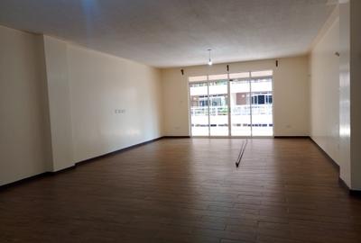 4 Bed Apartment with En Suite in General Mathenge