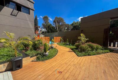 2 Bed Apartment with Swimming Pool in Riverside - 2