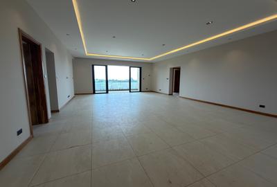 4 Bed Apartment with En Suite in Loresho