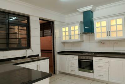 3 Bed Apartment with En Suite at Parklands