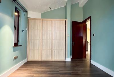 4 Bed House with En Suite at Karen - 4
