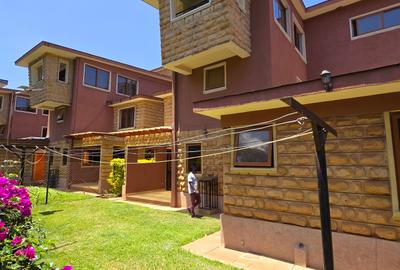 5 Bed Townhouse with En Suite at Chalbi Drive