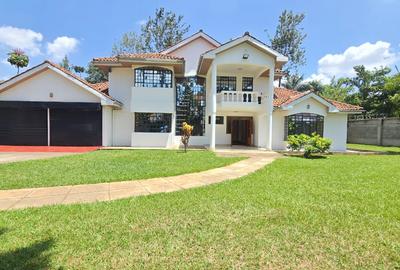 5 Bed House with En Suite in Runda