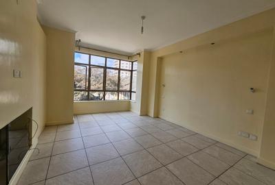 1 Bed Apartment with En Suite in Lavington - 4