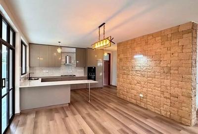 6 Bed House with En Suite at Mukoma - 4