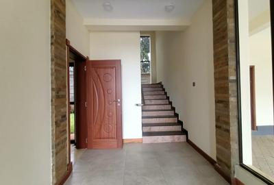 5 Bed Townhouse with En Suite in Lavington