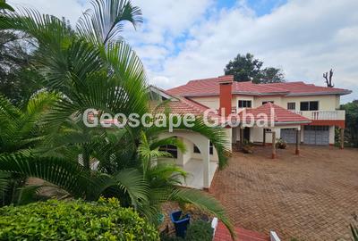4 Bed House with En Suite in Nyari