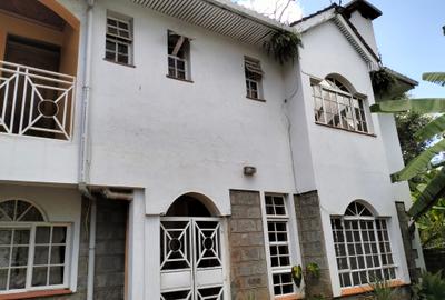 4 Bed Townhouse with En Suite in Lavington