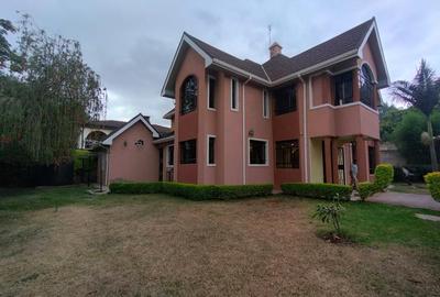 5 Bed Townhouse with En Suite in Lavington