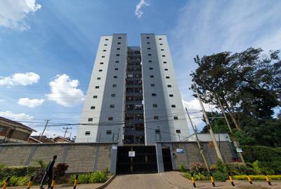 3 Bed Apartment with En Suite at City Park Drive - 2