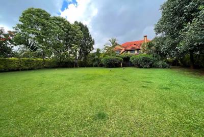 4 Bed House with En Suite in Runda - 2