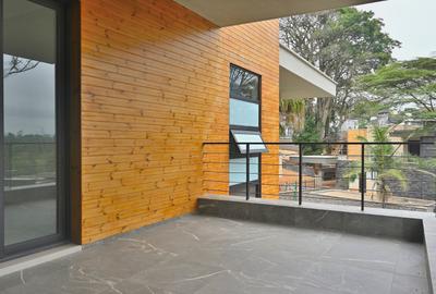 4 Bed Villa with En Suite in Loresho - 2