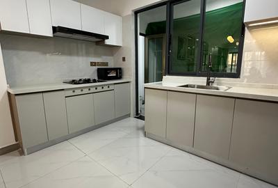 3 Bed Apartment with En Suite in Kileleshwa