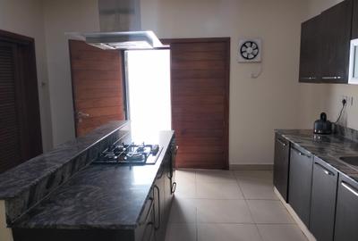 4 Bed Townhouse with En Suite in Lavington - 4