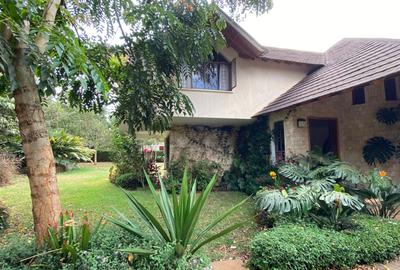 4 Bed House with En Suite in Runda