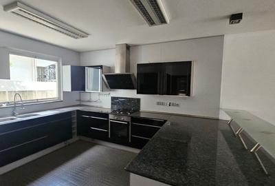 3 Bed Apartment with En Suite at Riverside Lane - 3