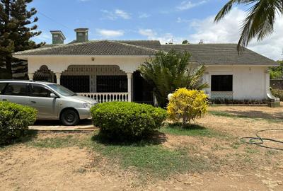 5 Bed House with En Suite in Shanzu