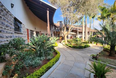 5 Bed House at Hardy