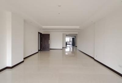 4 Bed Apartment with En Suite in General Mathenge