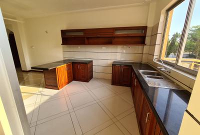 3 Bed Apartment with En Suite in Nyali Area