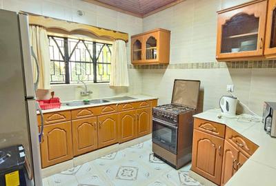 2 Bed House with Garden in Runda - 4