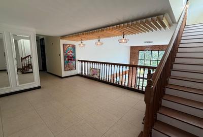 5 Bed Townhouse with En Suite in Karen - 4