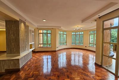 5 Bed House with En Suite at Nyari