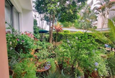 Serviced 3 Bed Apartment with En Suite at Dennis Plit Road