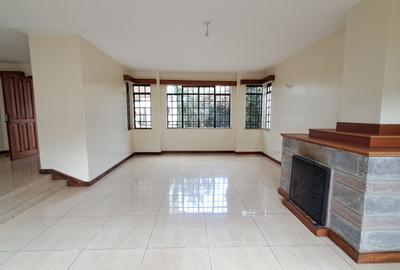 4 Bed House with En Suite at Grevillea Grove