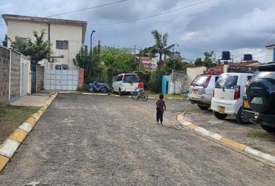 4 Bed House in Buruburu - 3