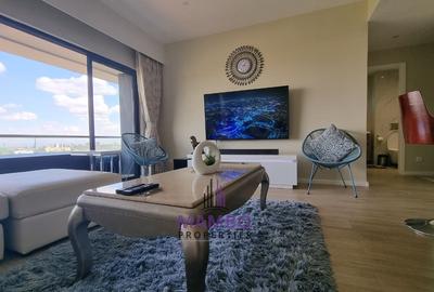 Serviced 2 Bed Apartment with En Suite at Riverside Dr - 3