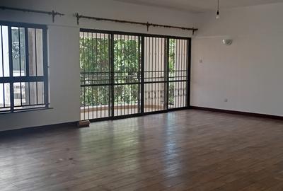 4 Bed Apartment with En Suite at Brookside Drive