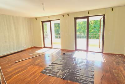 5 Bed Townhouse with En Suite at Lavington Green - 3