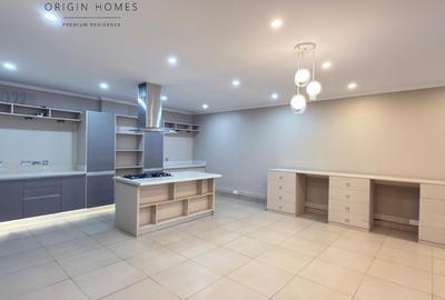2 Bed Apartment with En Suite at Peponi Road
